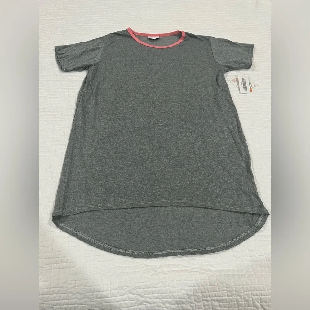 LULAROE :: TOPS